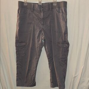 Lee gray cargo capris